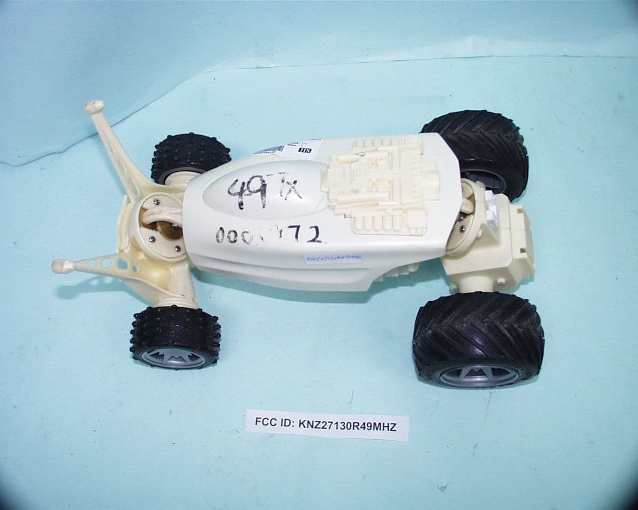 Remote Control Toy Car - FCC ID KNZ27130R49MHZ - DSI (HK) Ltd