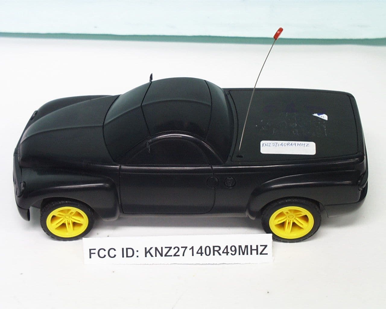 Remote Control Toy Car - FCC ID KNZ27140R49MHZ - DSI (HK) Ltd