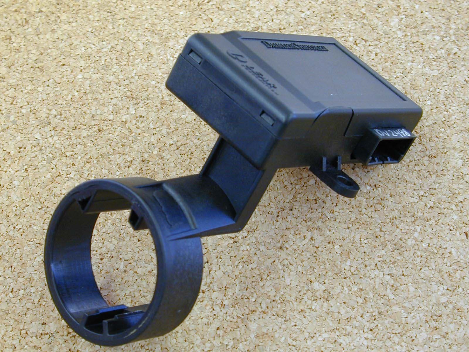 Automotive Immobilizer Module - FCC ID KOBDR04A - Lear Corporation (4)