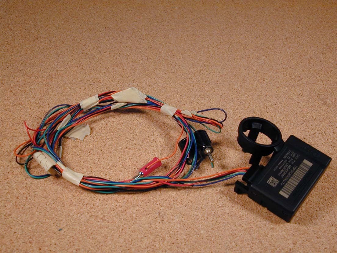 WCM Receiver - FCC ID KOBDR05B - Lear Corporation