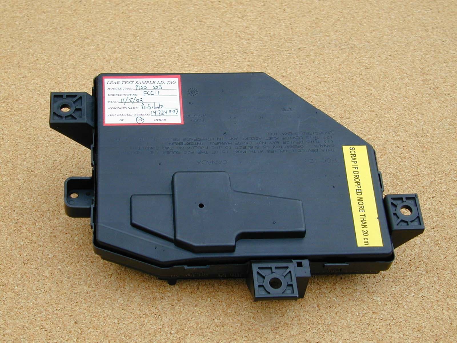 Automotive Receiver - FCC ID KOBFR04P150 - Lear Corporation (3)