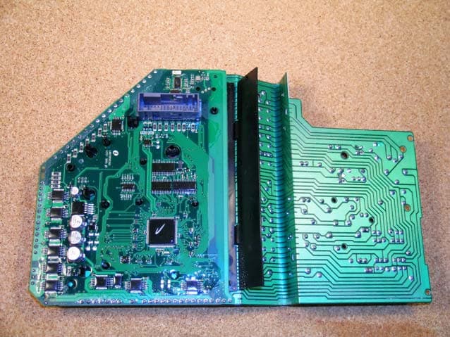 RKE/TPM Receiver - FCC ID KOBFR06U251 - Lear Corporation