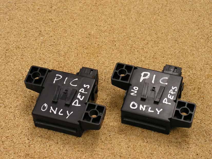 Auto Security Receiver - FCC ID KOBFR10A - Lear Corporation (2)
