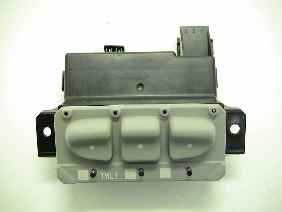 Remote Control Transmitter - FCC ID KOBGTE06A - Lear Corporation (3)