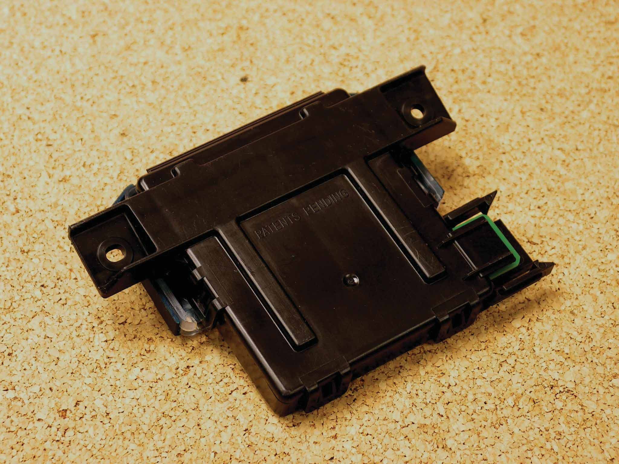 Car2U System TX - FCC ID KOBGTE12A - Lear Corporation (3)