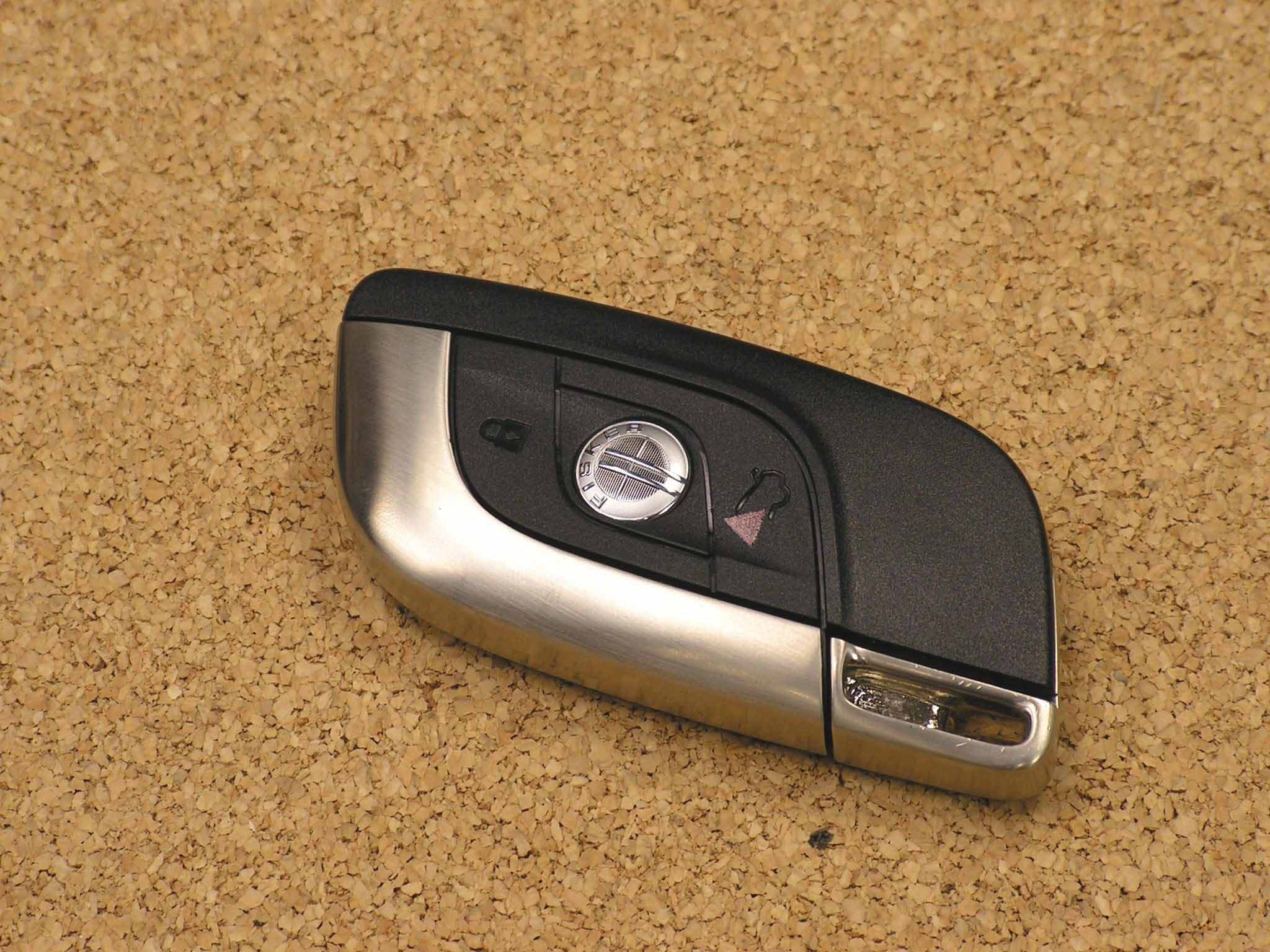 Automobile Remote Keyless Entry/Passive Start Transmitter - FCC ID KOBKTF11A - Lear Corporation (4)