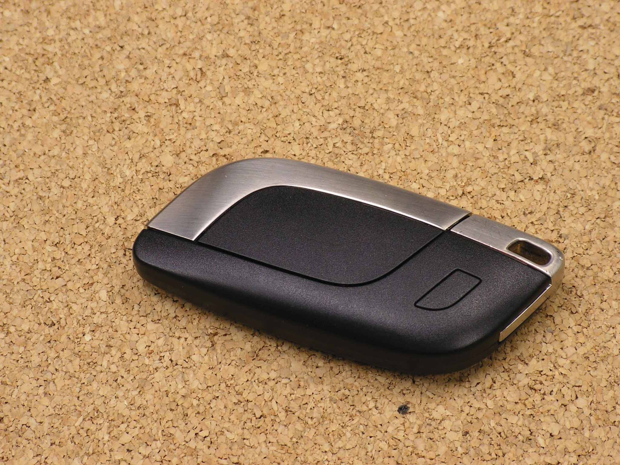 Automobile Remote Keyless Entry/Passive Start Transmitter - FCC ID KOBKTF11A - Lear Corporation (3)