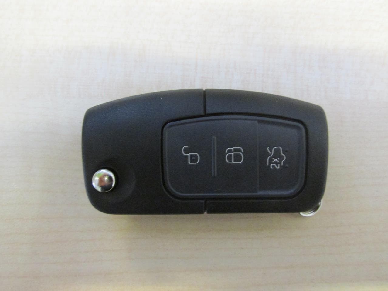 Transmitter - FCC ID KR55WK48791 - Continental Automotive Technologies GmbH (2)