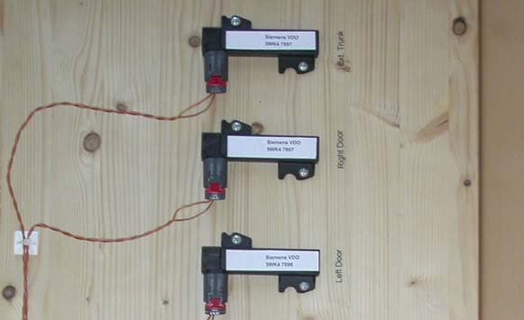 Keyless Vehicle Module - FCC ID KR55WK49167 - Continental Automotive Technologies GmbH (4)