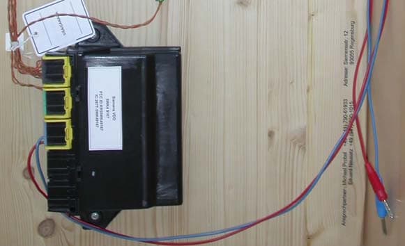 Keyless Vehicle Module - FCC ID KR55WK49167 - Continental Automotive Technologies GmbH (2)