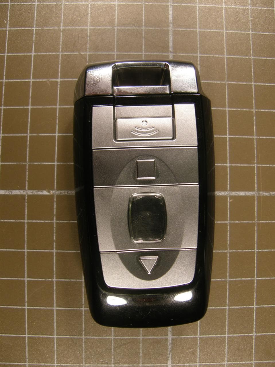 Remote Control System - FCC ID KR55WK49963 - Continental Automotive Technologies GmbH (1)