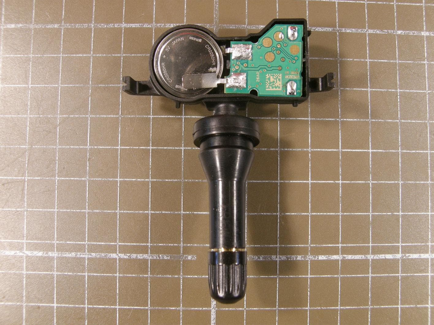 Transmitter - FCC ID KR55WY8826 - Continental Automotive Technologies GmbH (1)