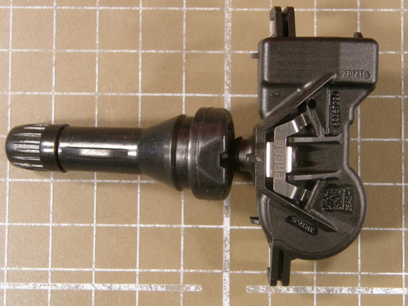 Transmitter - FCC ID KR55WY9012 - Continental Automotive Technologies GmbH (3)