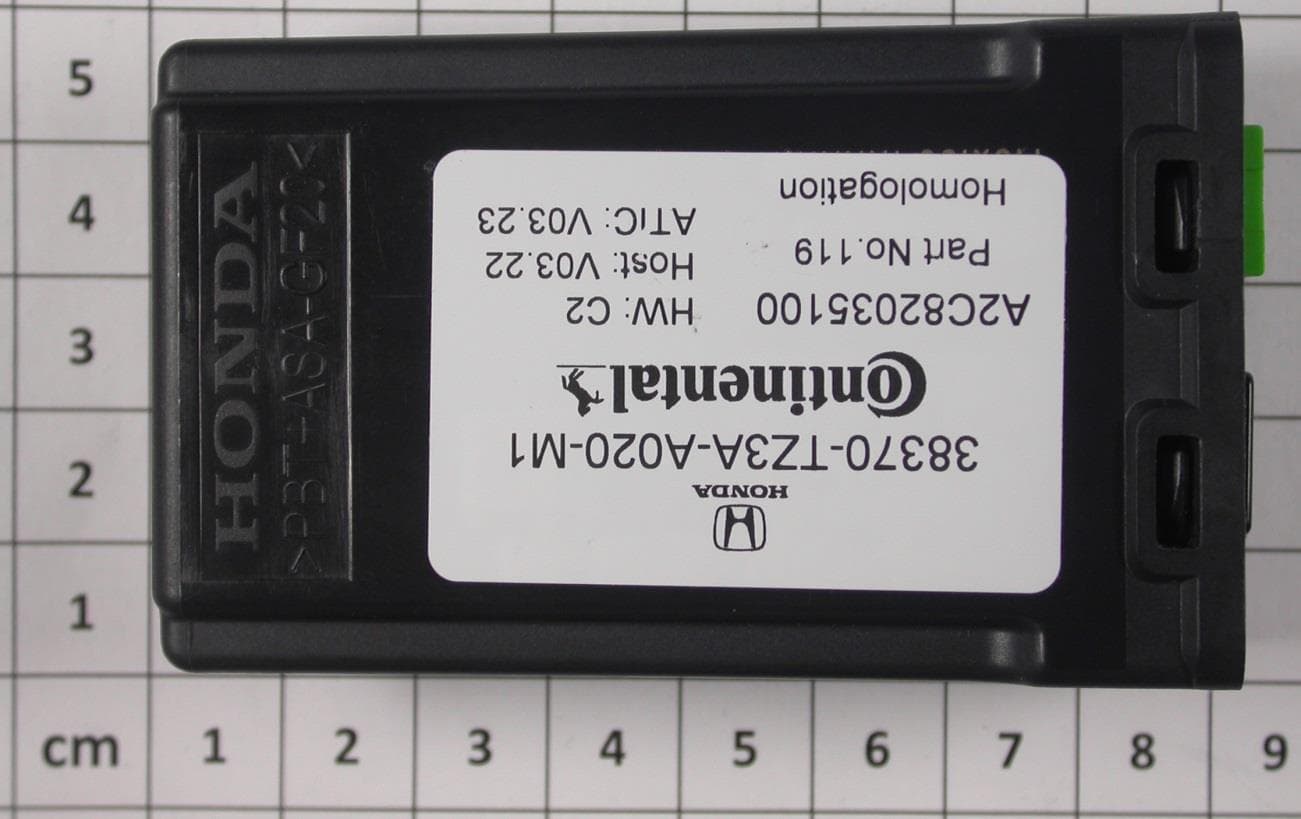 Transceiver for remote vehicle access - FCC ID KR582035100 - Continental Automotive Technologies GmbH (2)