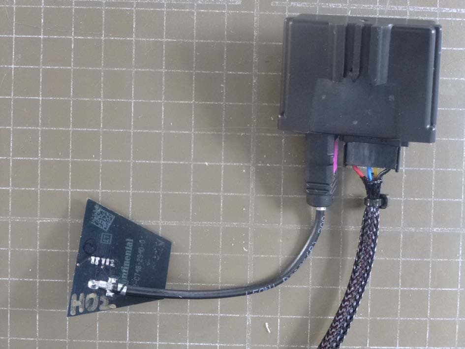 NFC Reader - FCC ID KR5A2C7469510 - Continental Automotive Technologies GmbH (1)