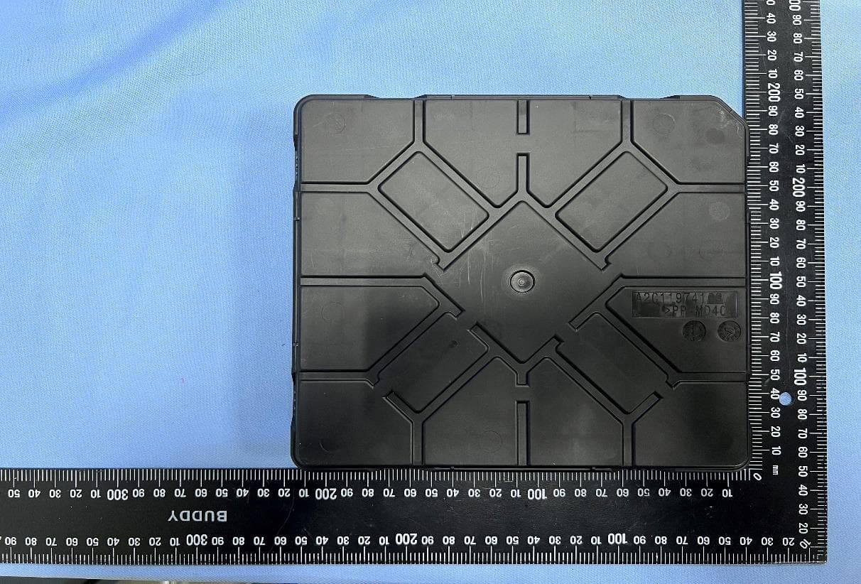 Body Controller Module BCM37WBL - FCC ID KR5BCM37WBL - Continental Automotive Technologies GmbH (2)