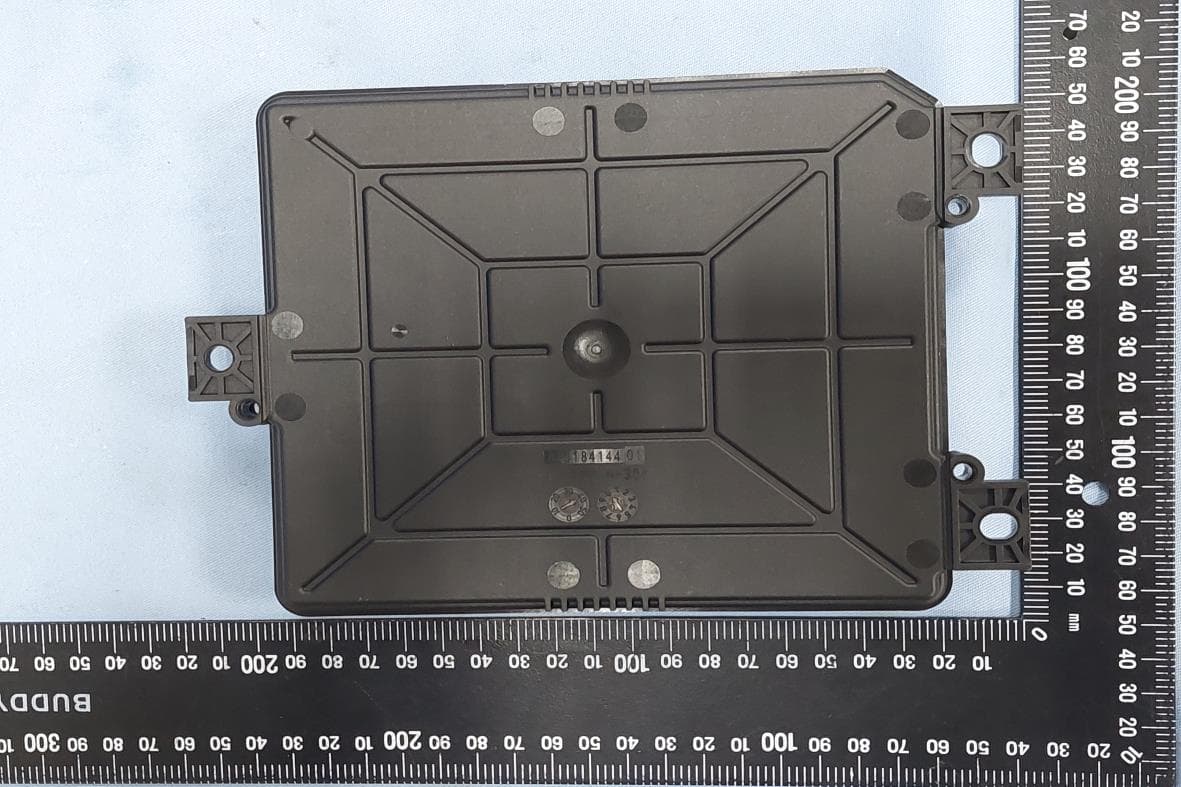 Body Control Module - FCC ID KR5CMKG2 - Continental Automotive Technologies GmbH (3)