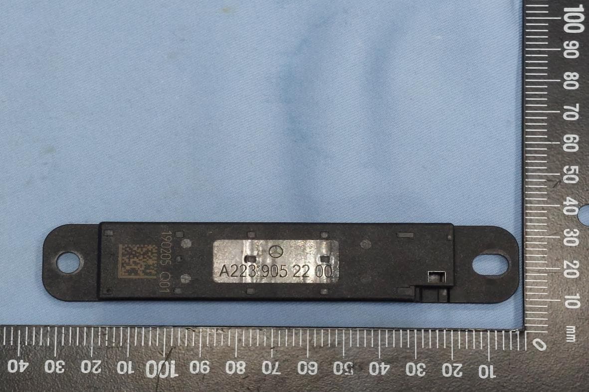 Body Control Module - FCC ID KR5CMKG2 - Continental Automotive Technologies GmbH (4)