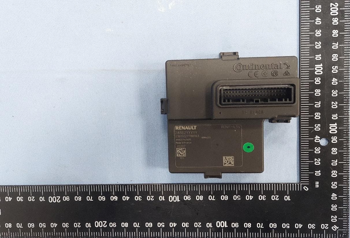 Hand Free Module - FCC ID KR5HFM4C01 - Continental Automotive Technologies GmbH (3)