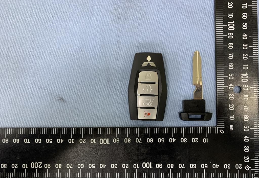 Radio Frequency Transmitter - FCC ID KR5MTXN1 - Continental Automotive Technologies GmbH (5)