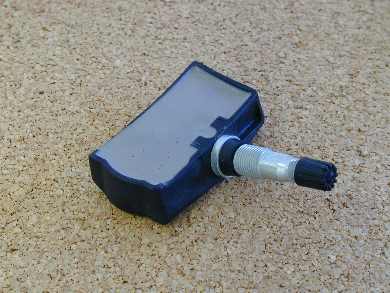Tire Pressure Monitoring Transmitter - FCC ID KR5S120092001 - Continental Automotive Technologies GmbH (2)