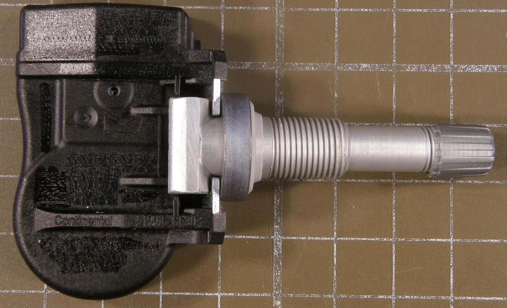 Transmitter - FCC ID KR5S180052050 - Continental Automotive Technologies GmbH