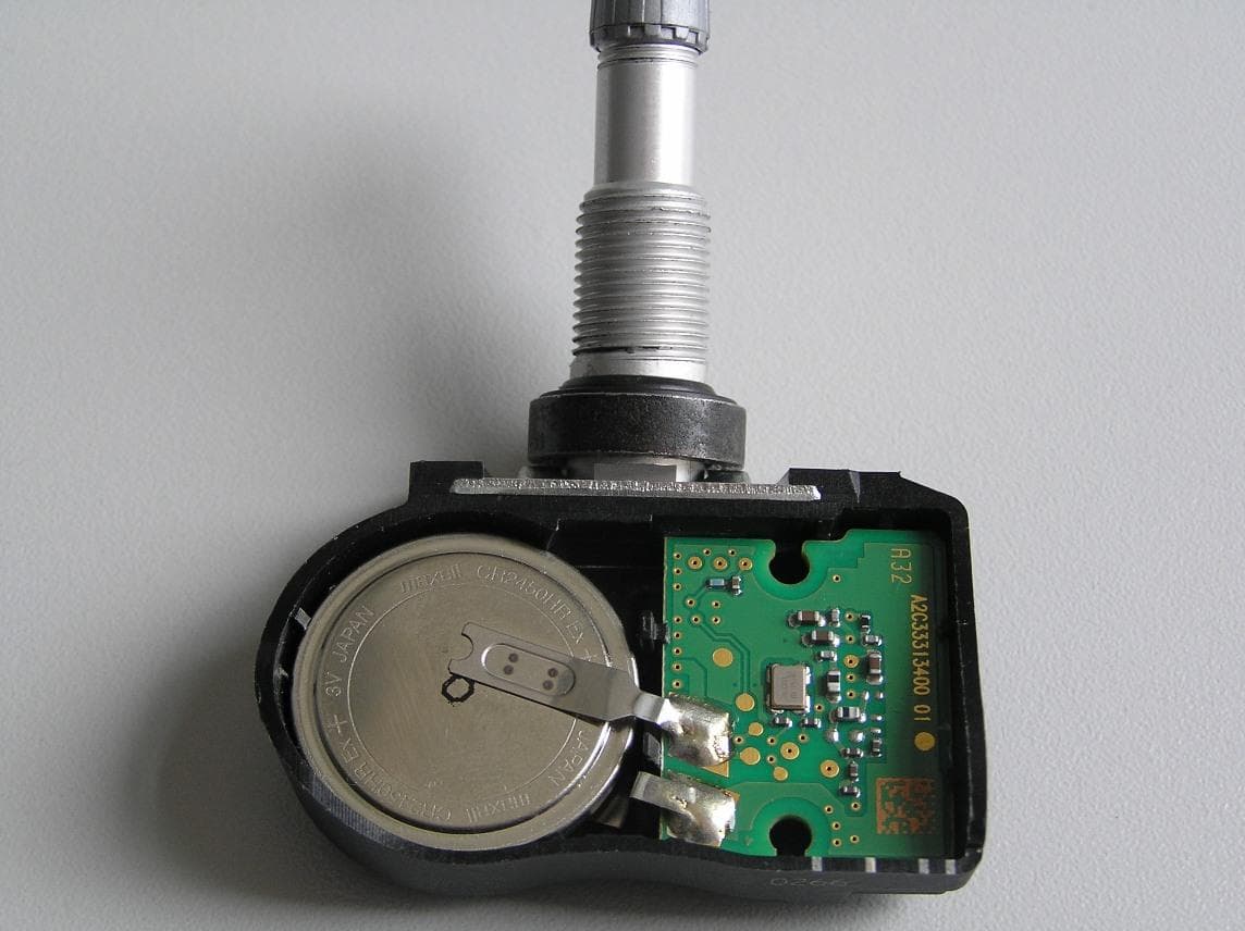 Transmitter - FCC ID KR5S180052074 - Continental Automotive Technologies GmbH (1)