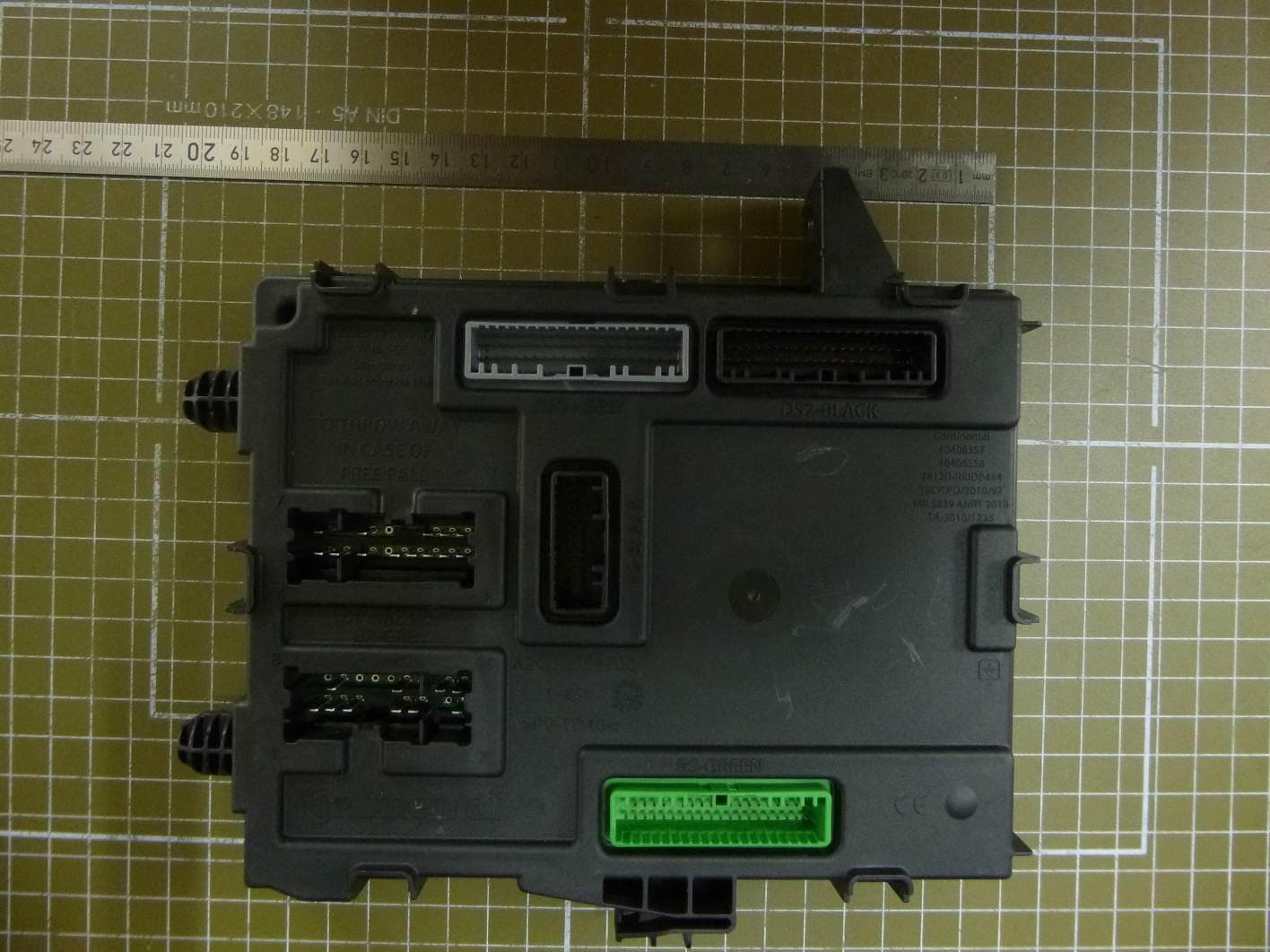 Transmitter - FCC ID KR5S180192100 - Continental Automotive Technologies GmbH (3)