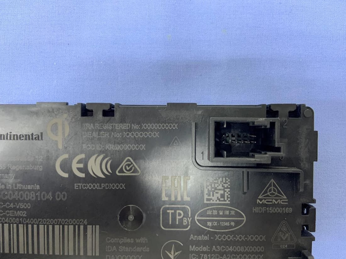 Wireless Power Charger - FCC ID KR5WLC-CEM02 - Continental Automotive Technologies GmbH (3)