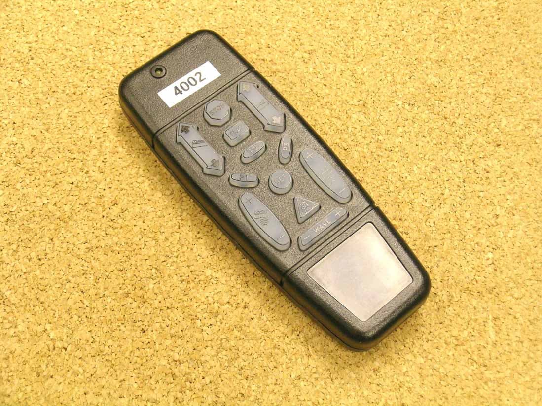 Remote Control Transmitter - FCC ID KSME1003925 - Raven Industries (2)