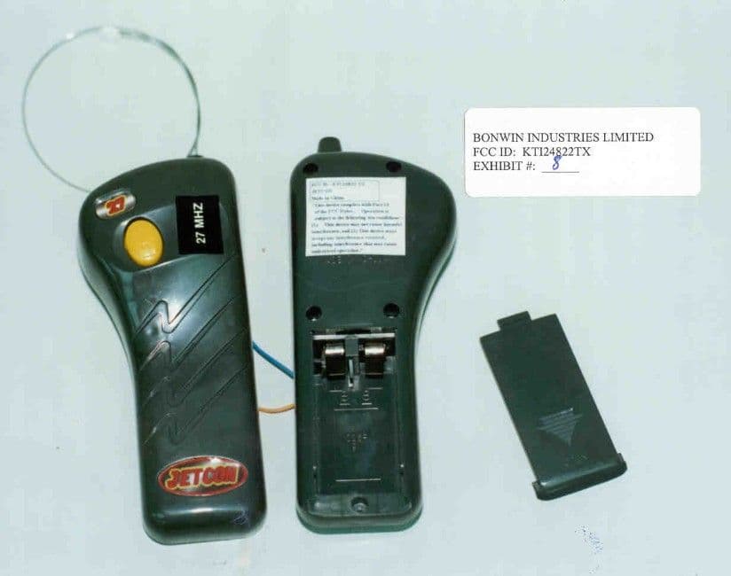 27 MHz Remote Control Transmitter - FCC ID KTI24822TX - Bonwin Industries Ltd