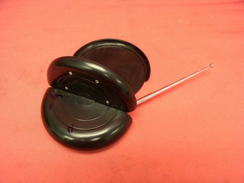 RC Toy - FCC ID KTU-6809-RC01 - Supertoys Industrial Co Ltd (4)