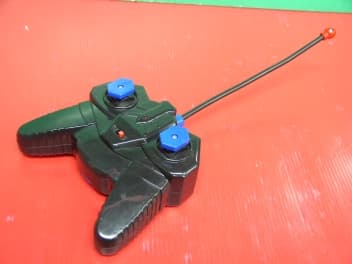 RC Toy - FCC ID KTU6328RC01TX - Supertoys Industrial Co Ltd (2)