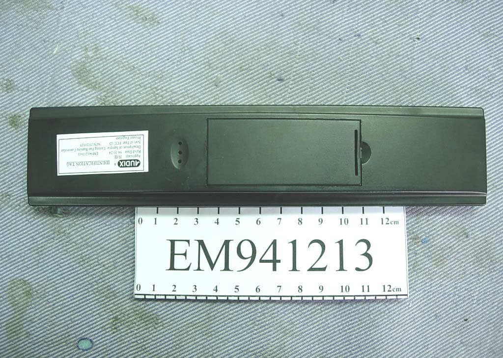 Ceiling Fan Remote Controller (Transmitter) - FCC ID KUJ9401 - Chungear Industrial Co Ltd (2)