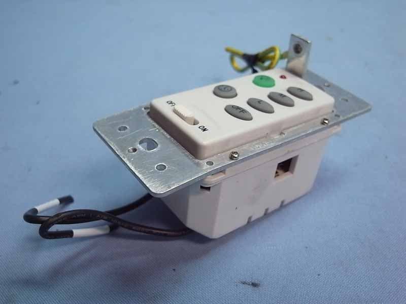 Ceiling Fan Remote Controller (Transmitter) - FCC ID KUJCE10005 - Chungear Industrial Co Ltd (2)