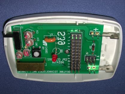 Remote Transmitter - FCC ID KUT39 - Capital Prospect Ltd (2)