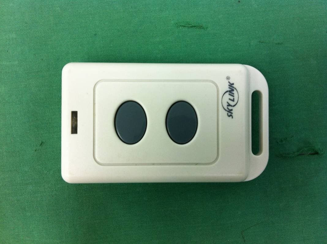 Remote Transmitter - FCC ID KUTG7M - Capital Prospect Ltd