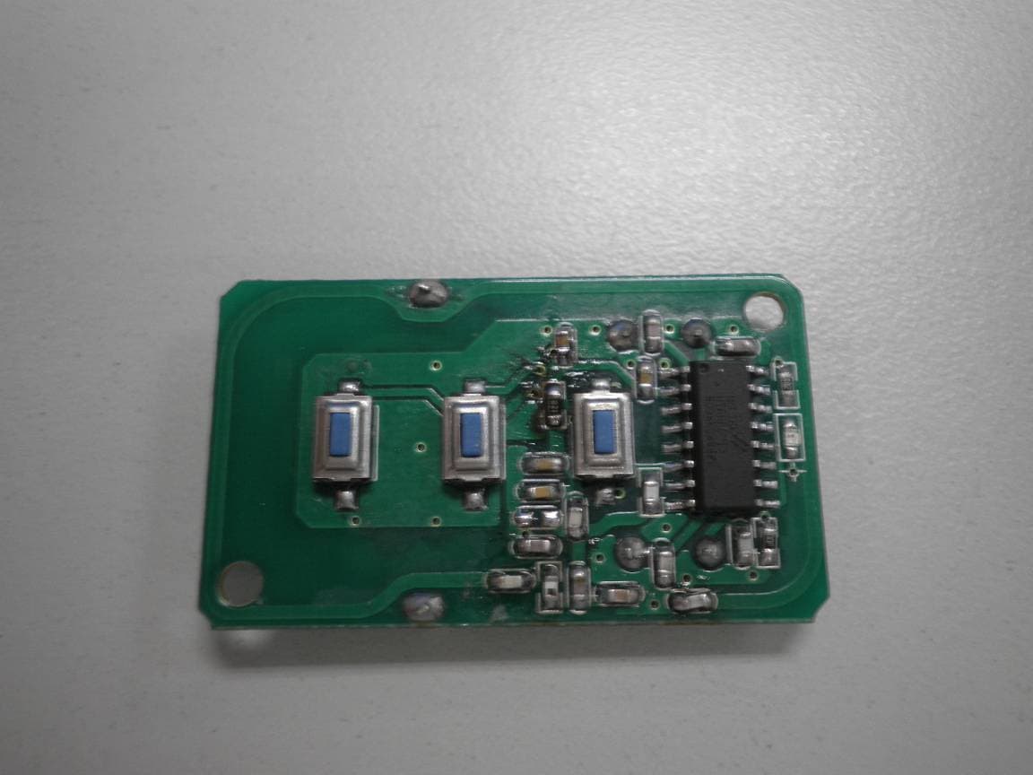 KEYCHAIN TYPE TRANSMITTER - FCC ID KUTMK318 - Capital Prospect Ltd (4)