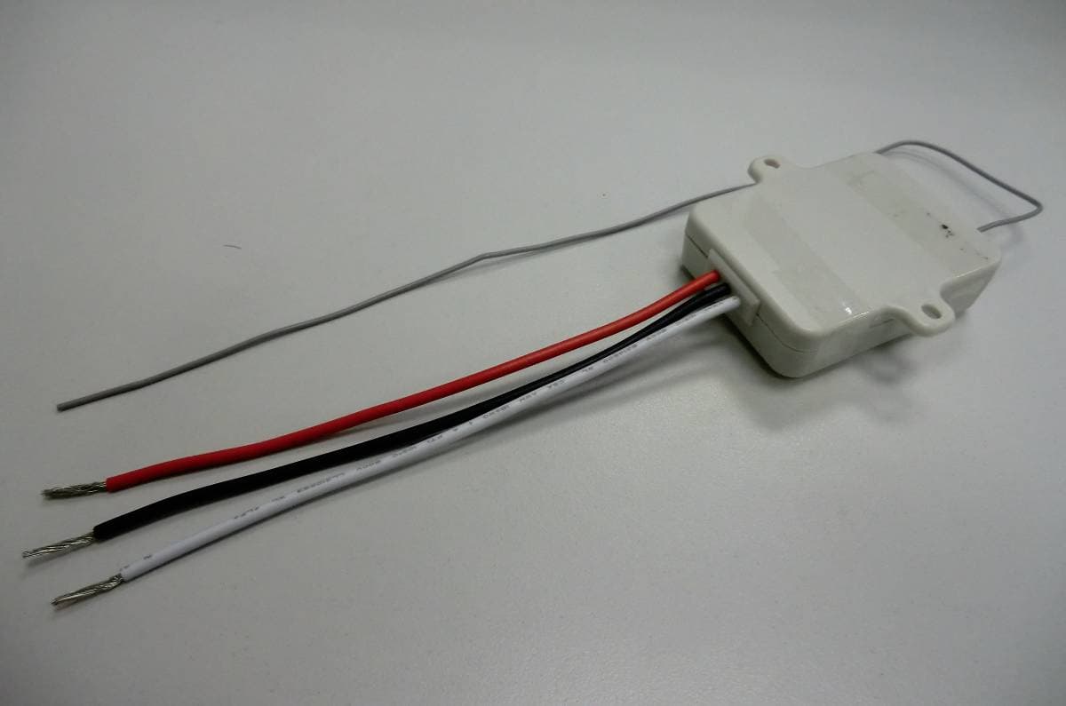 LIGHTING REMOTE CONTROL - FCC ID KUTMR318 - Capital Prospect Ltd (2)