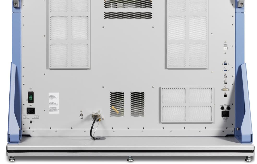 R&S QAR Quality Automotive Radome Tester - FCC ID KVW-QAR - Rohde & Schwarz GmbH & Co KG (4)