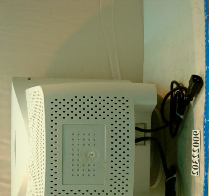 17" Multi VGA Color Monitor - FCC ID KX7MW7S - Three Soma Technology Co Ltd