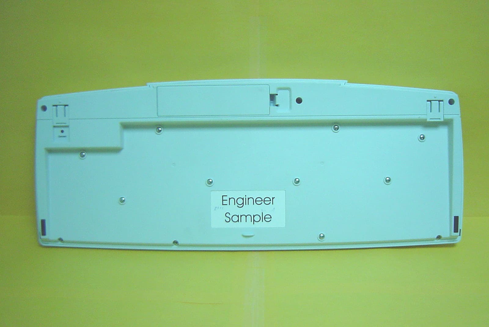 Wireless Keyboard - FCC ID L2BACEKEY80K - Solid Year Co Ltd (2)