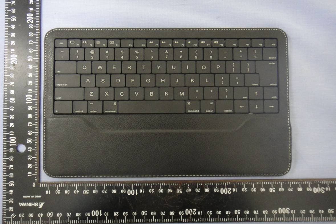 Wireless Bluetooth Keyboard - FCC ID L2BACK5332B - Solid Year Co Ltd (3)