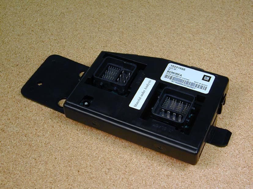 RKE/TPM Receiver - FCC ID L2C0022R - APTIV Services US LLC (3)