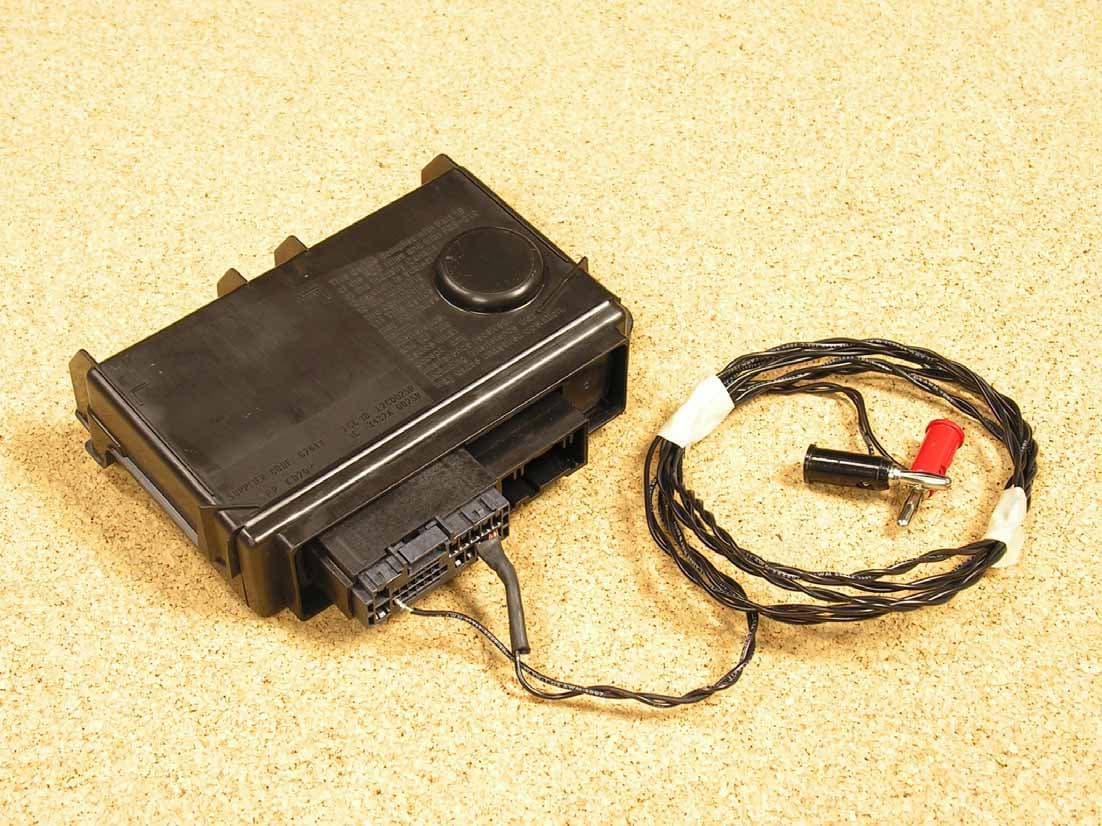 Automotive RX - FCC ID L2C0032R - APTIV Services US LLC