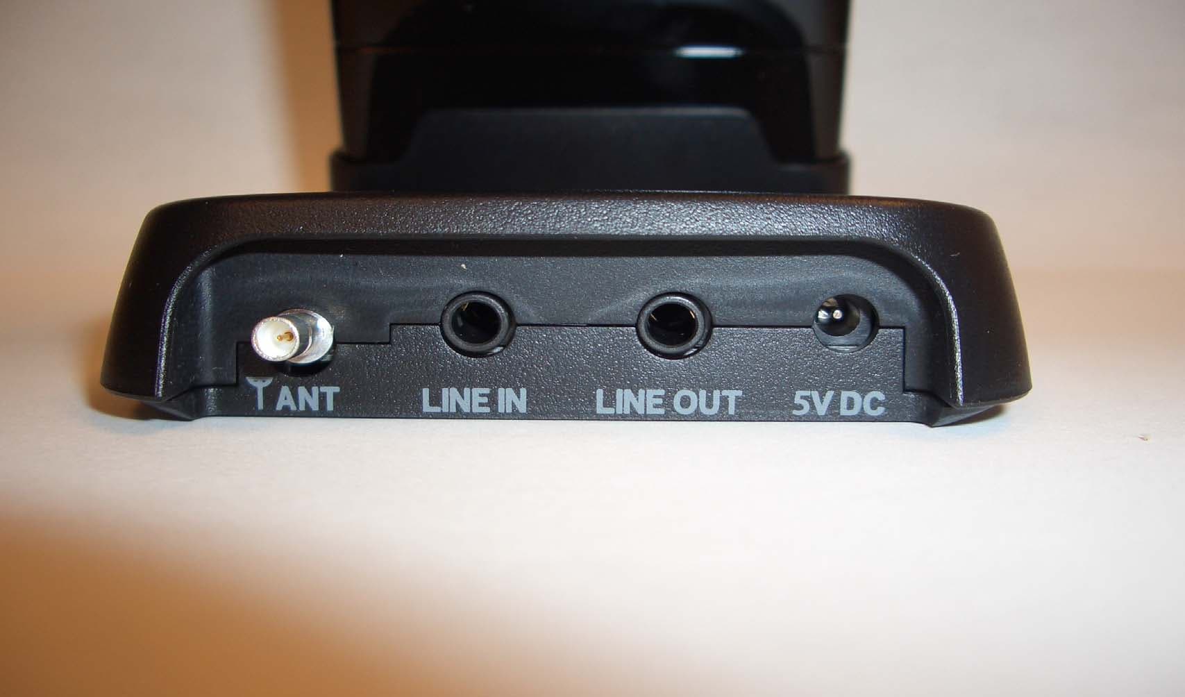XM Satellite RX with FM Transmitter - FCC ID L2C0034TR - APTIV Services US LLC (2)