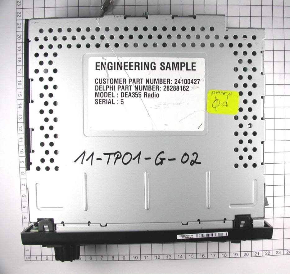 Radio Receiver with BT Interface - FCC ID L2C0048TR - APTIV Services US LLC (2)