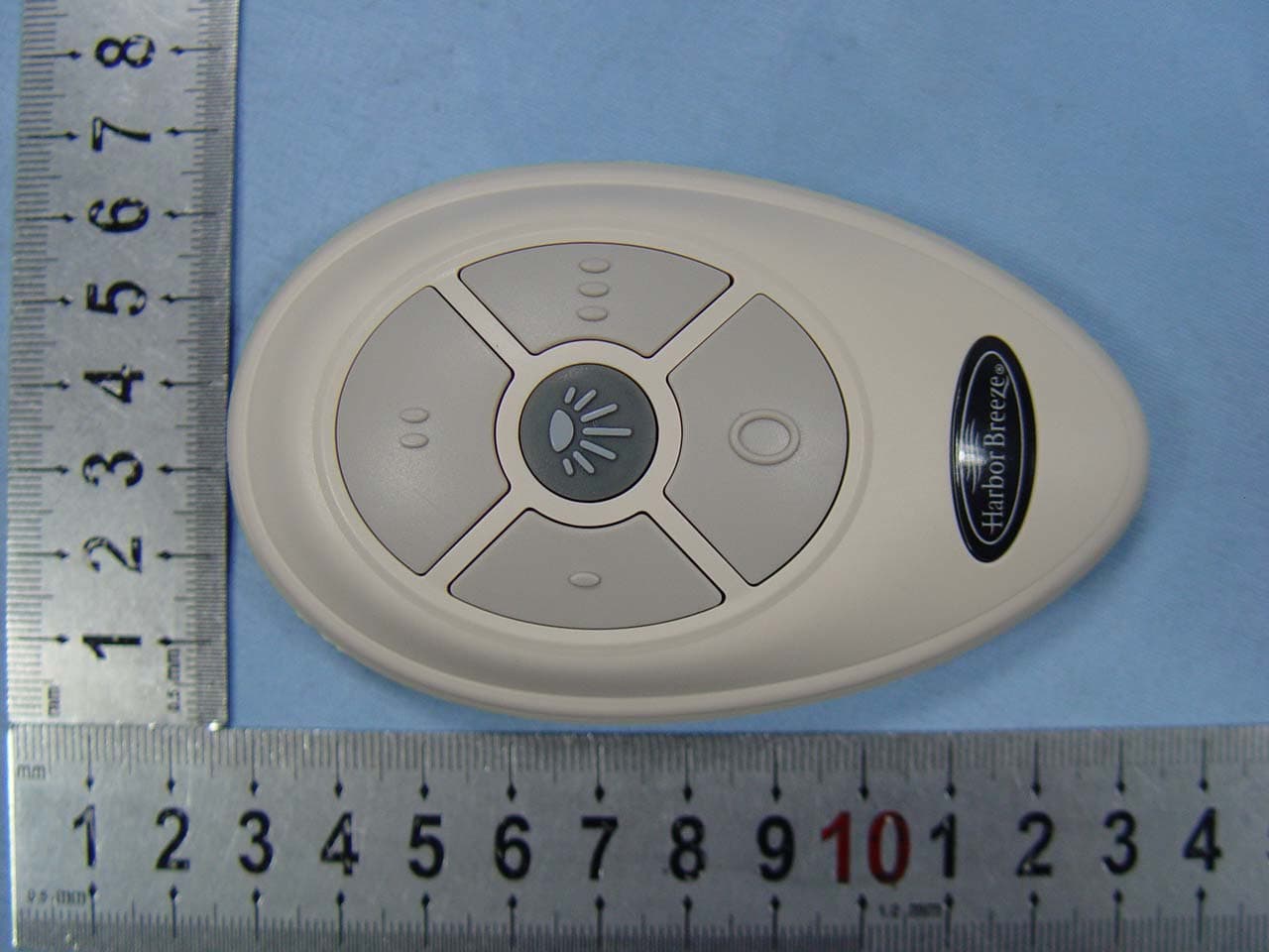 Remote Control - FCC ID L3HFAN35T1 - Chia Wei Electric Co Ltd