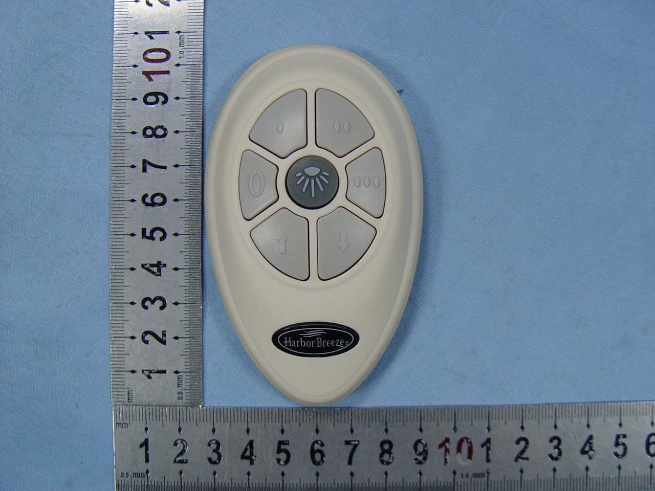 Remote Control - FCC ID L3HFAN35T2 - Chia Wei Electric Co Ltd