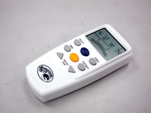 Remote Control for Fan - FCC ID L3HFAN9T - Chia Wei Electric Co Ltd